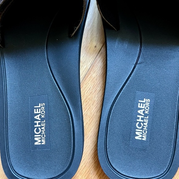 MICHAEL KORS slides Womens Sandals Brown size 10 adjustable monogram strap - Picture 4 of 8